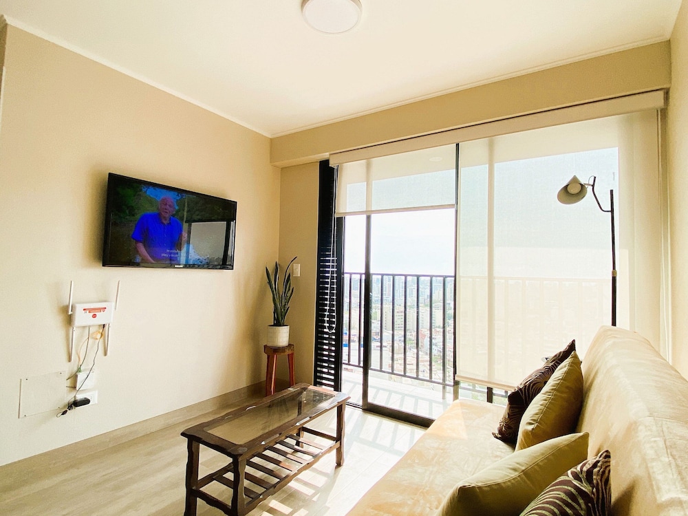 R Lindo departamento 1BR en Miraflores