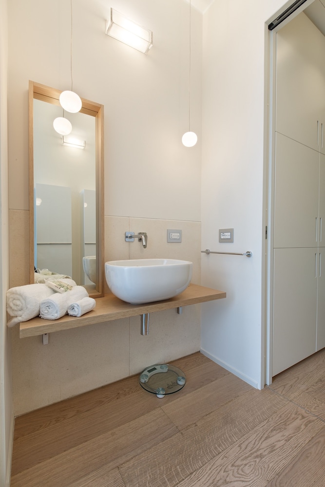 Suitelowcost Solaria 6 pax