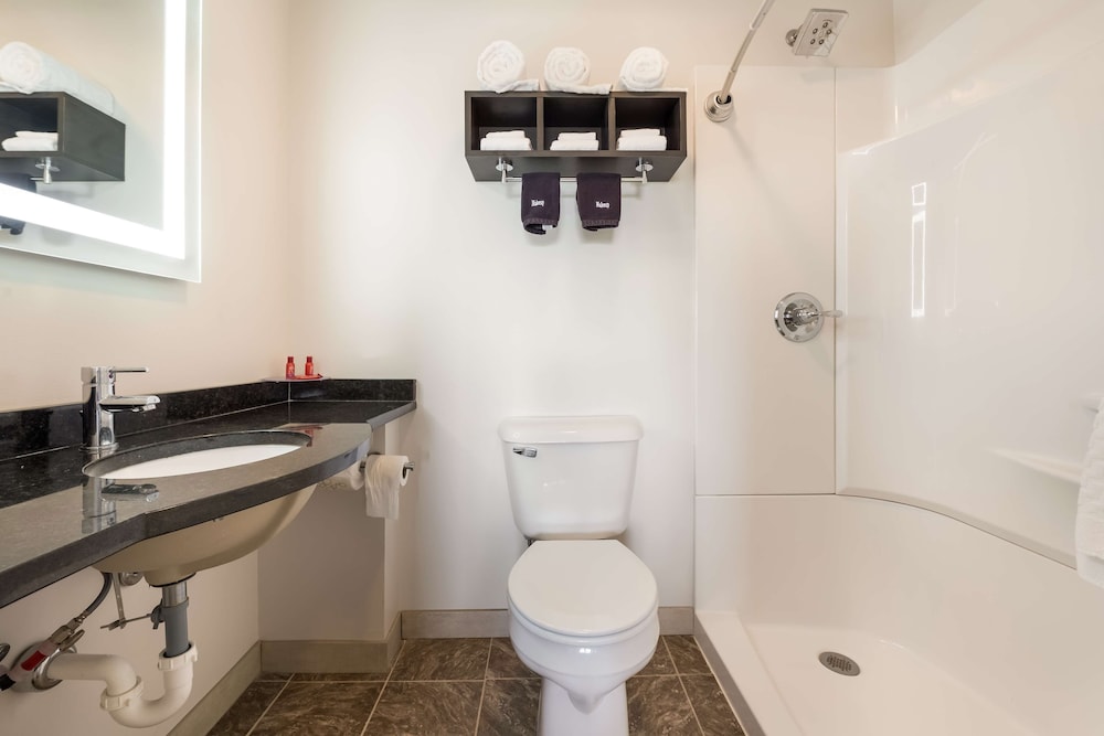 SureStay Hotel by Best Western Thomson
