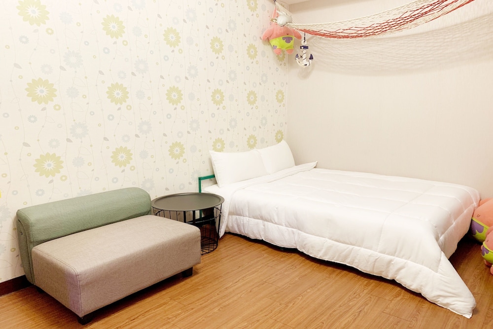 Snug Nine Inn