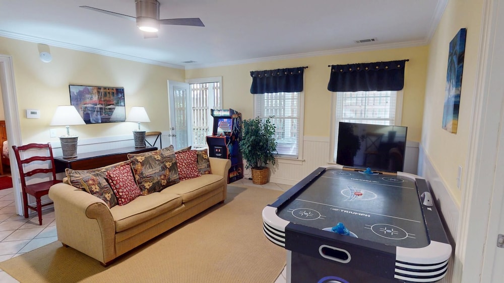 1308 Lovell Avenue by Tybee Vacation Rentals
