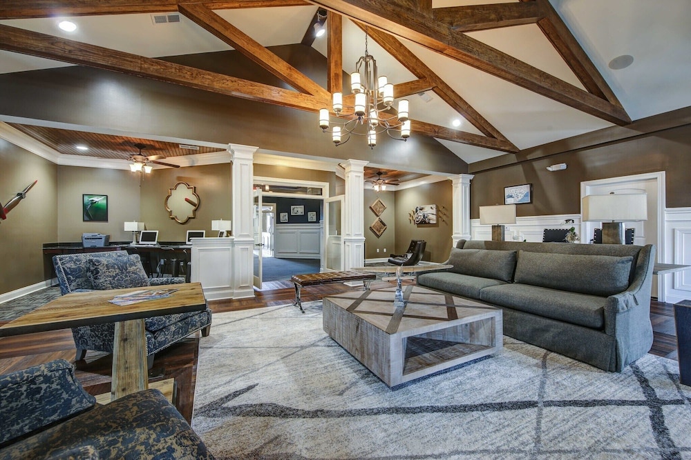 Landing Apartments Greer - Sugar Creek