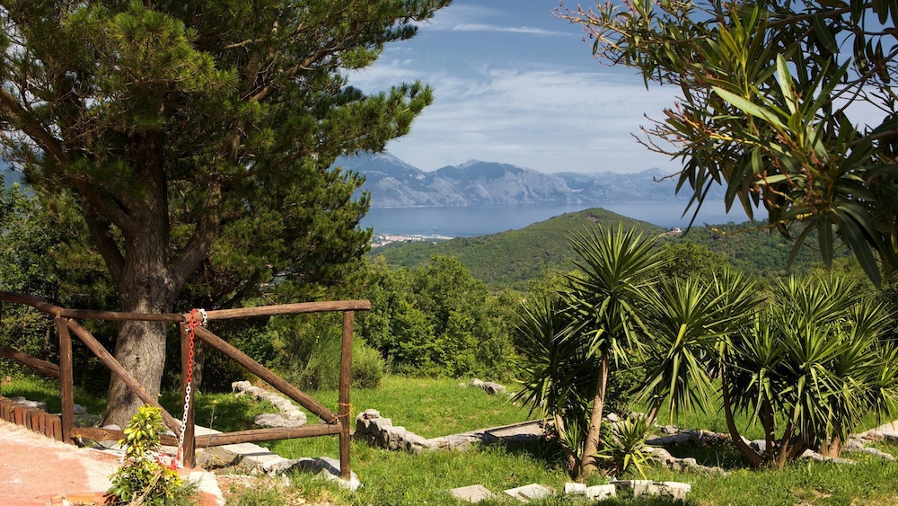Il Rifugio del Contadino Country House