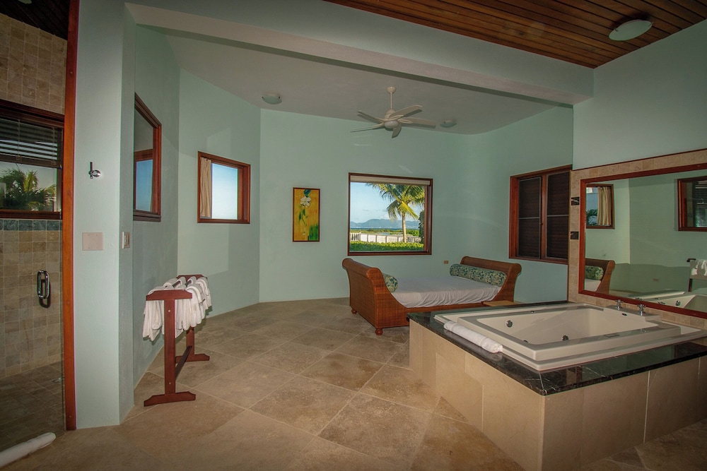 Sheriva Luxury Villas and Suites