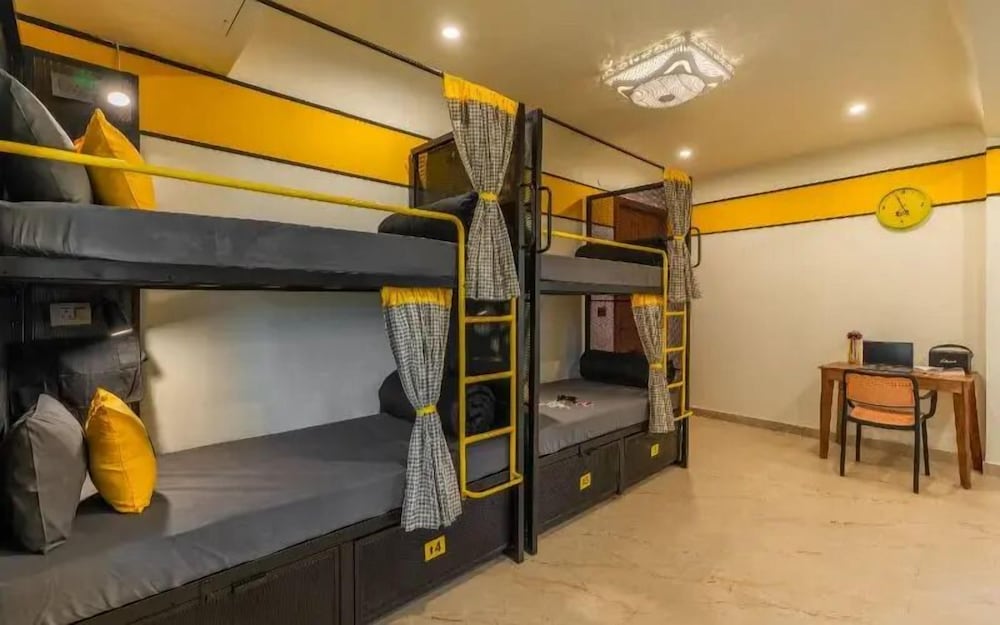 The Hosteller Agra Tajganj