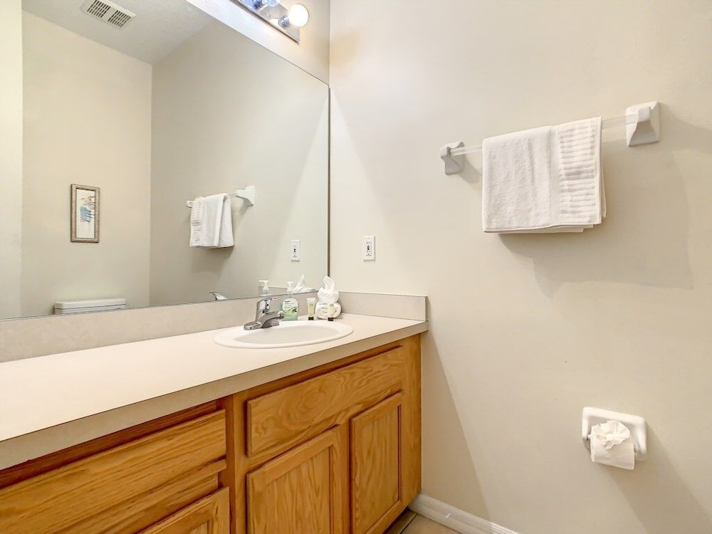 3br Townhome At Emerald Resort Near Disney 3 Bedroom Townhouse