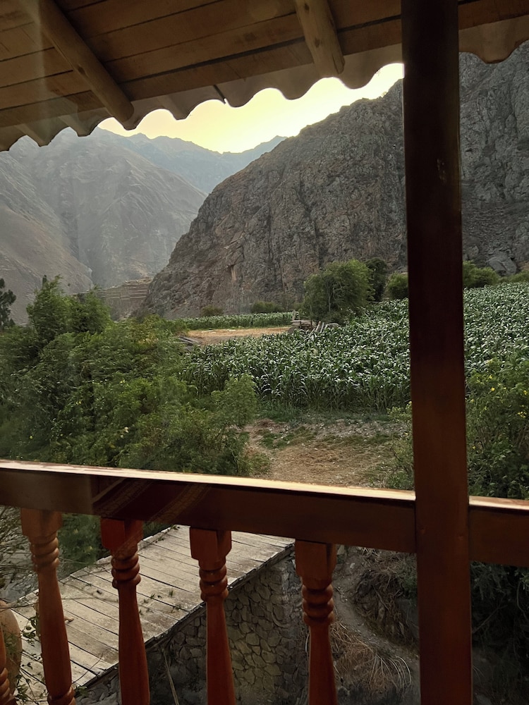 Sara Garden Lodge view 4