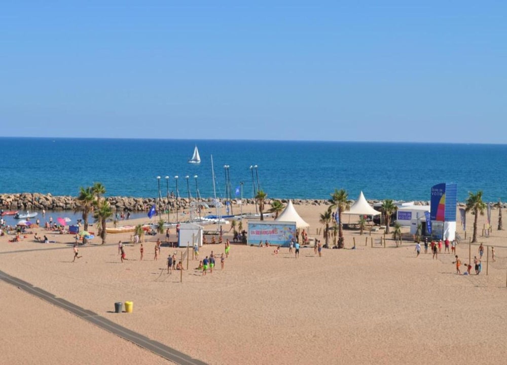 Apartment in Valras Plage With View