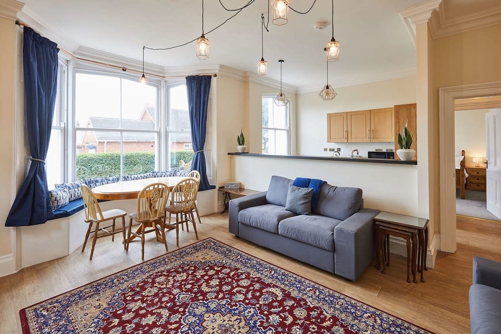 Host Stay Ground Floor The Old Vicarage view 5