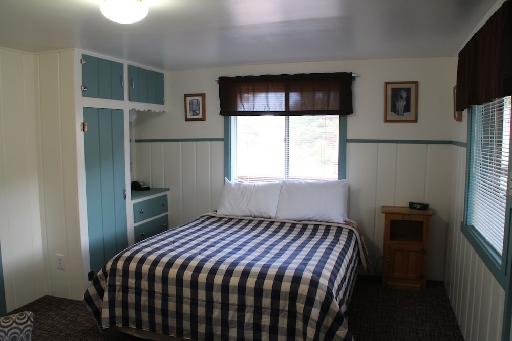 Brynwood on the River - Property Image 7