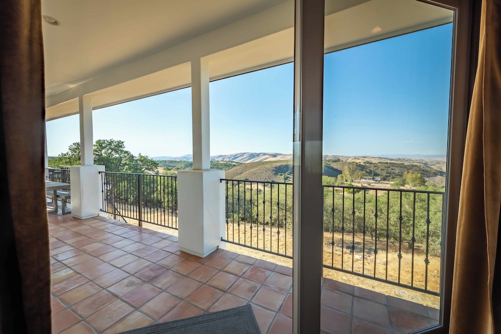 Blue Oak Oasis