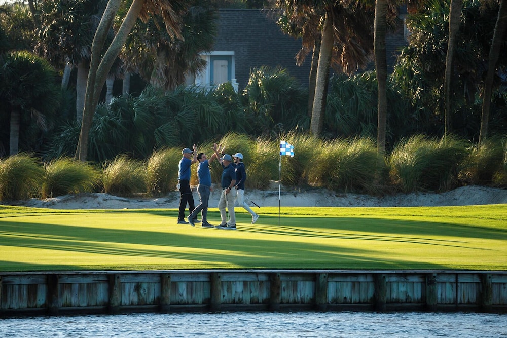 Coastal Comfort at 101 Sea Otter - Fripp Island Retreat