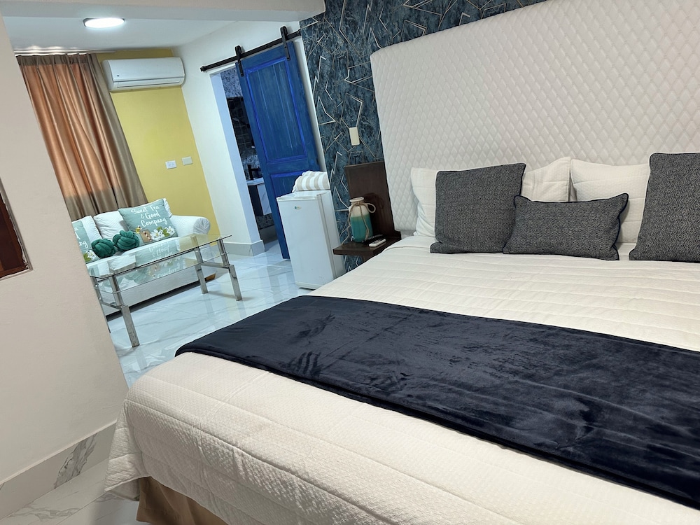 Onyx luxury rd