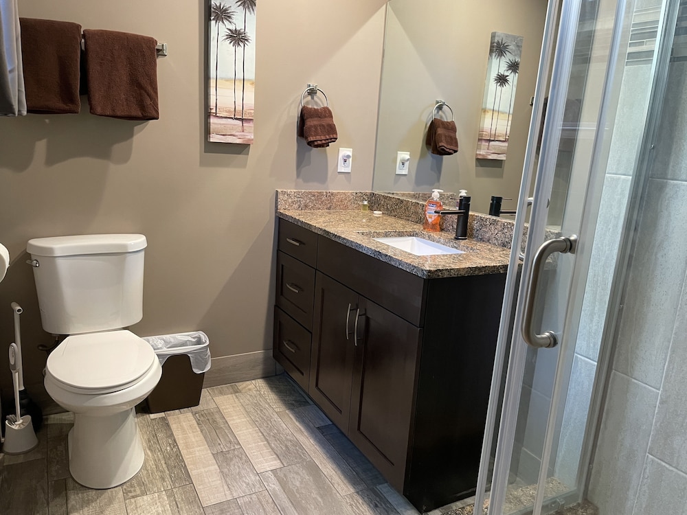 Forever Sunshine Ix - Weekly Beach Rental 9 Bedroom Apts by Redawning - Image 5