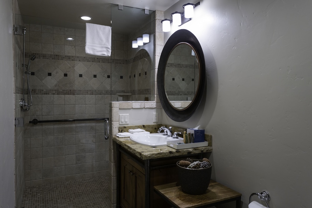 3 Bedroom Condo with Spa - Silver Baron Lodge 3 Condo