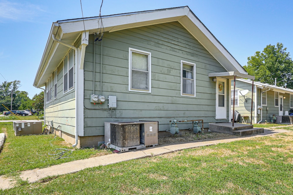 Near Walnut Valley Festival: Convenient Apartment!