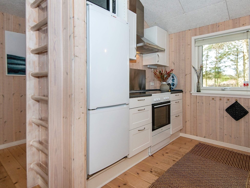 Spacious Holiday Home in Jutland With Whirlpool view 5