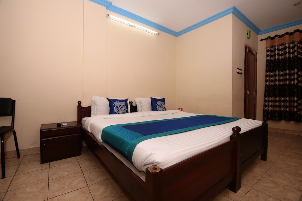OYO 6711 Geojo Residency