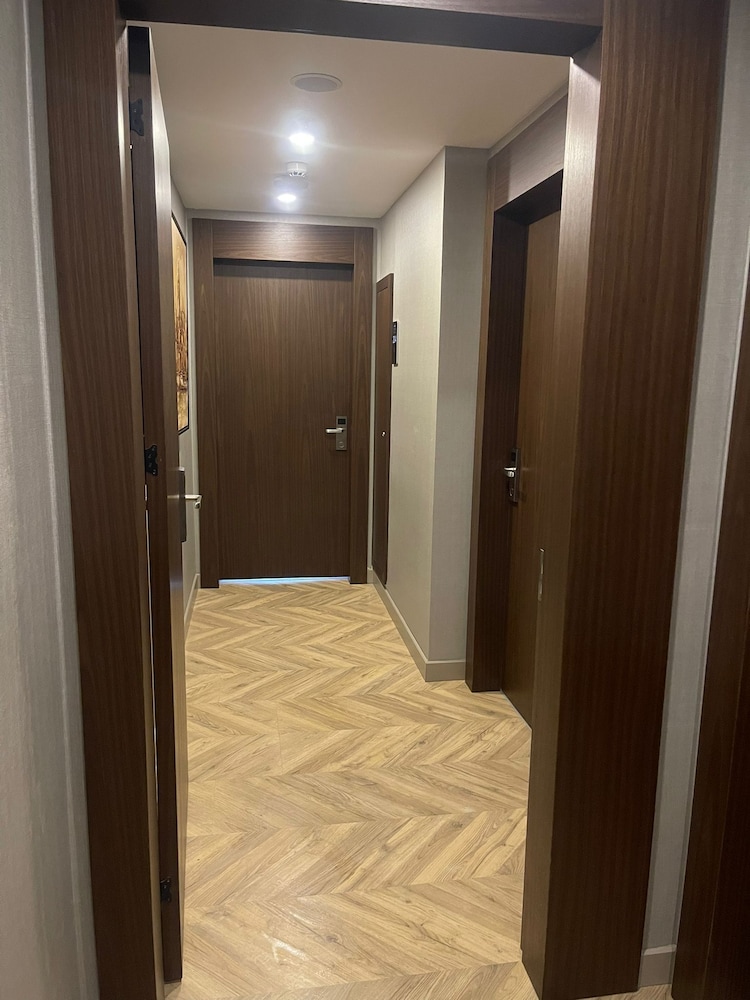 Nevi Otel & Süitler İstanbul Taksim - Image 40