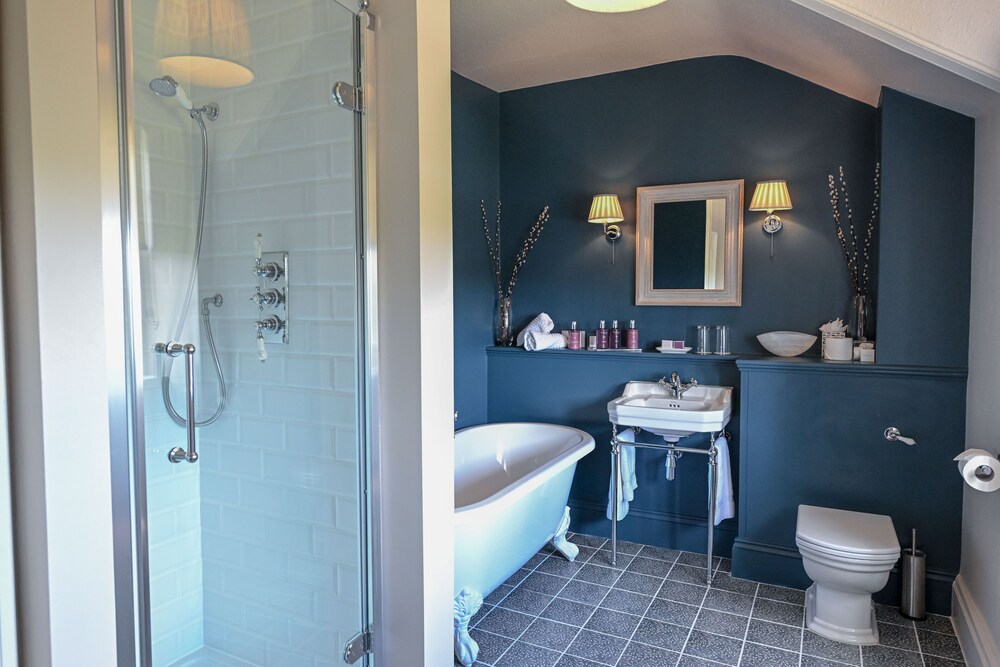 Newmarket Vacations - The Jockey Club Rooms - Property Image 86