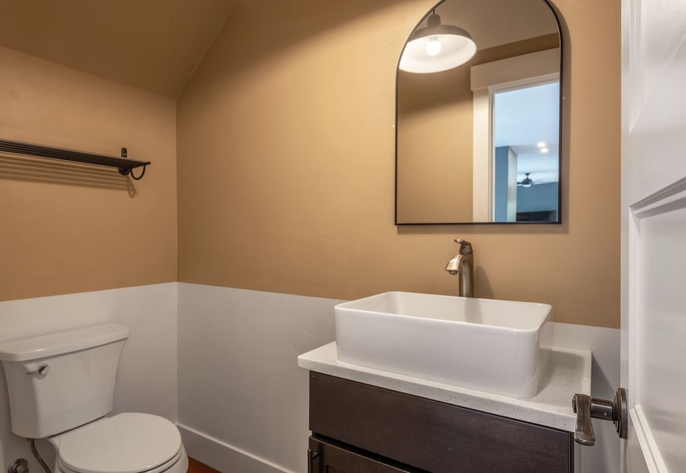 Evergreen Retreat A 30 Night Minimum 3 Bedroom Home