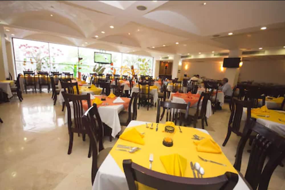 Poza Rica Vacations - Hotel Poza Rica Inn - Property Image 11
