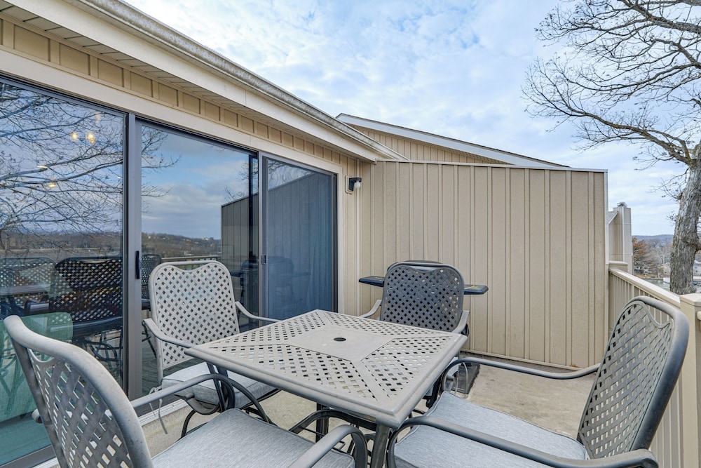 Lake Access & Views: Condo w/ Pools in Osage Beach