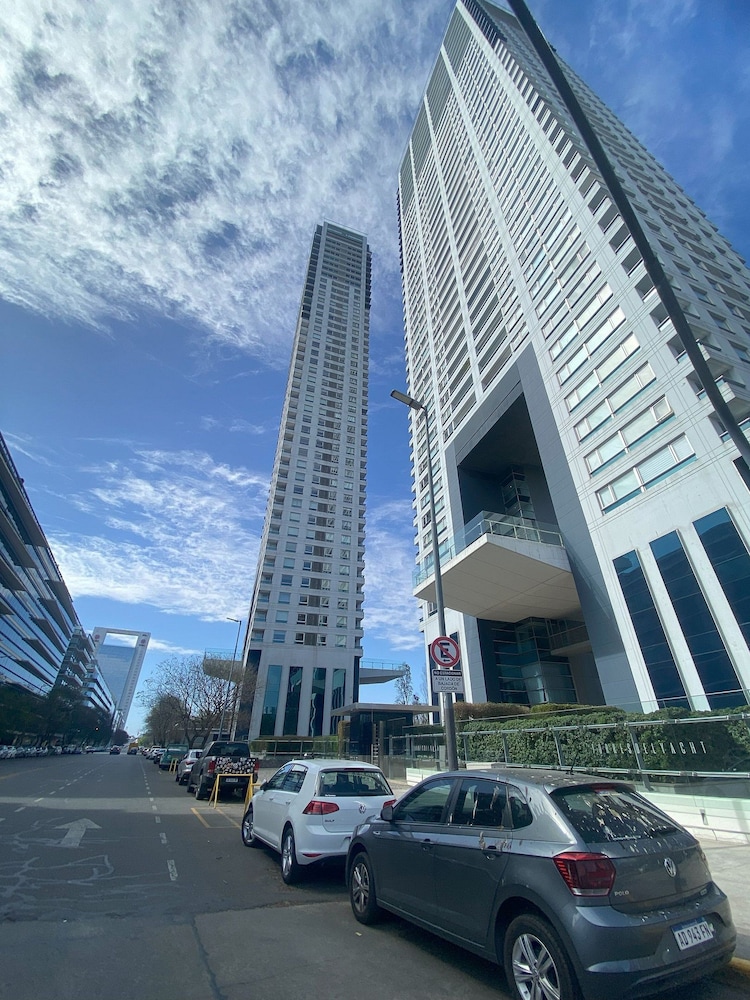 PISO 41 VISTA AL RIO Y CIUDAD PTO MADERO