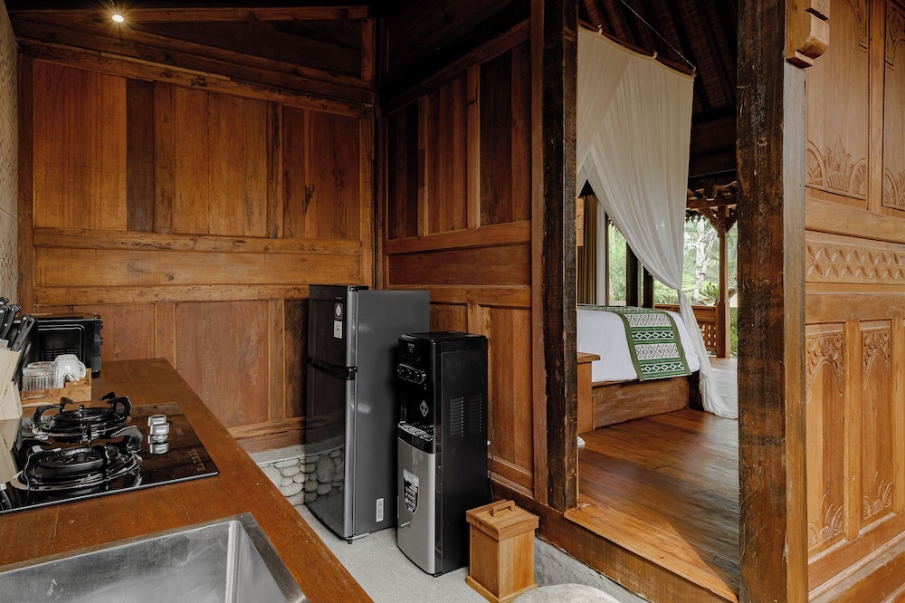 Hidden Saren Villa Ubud