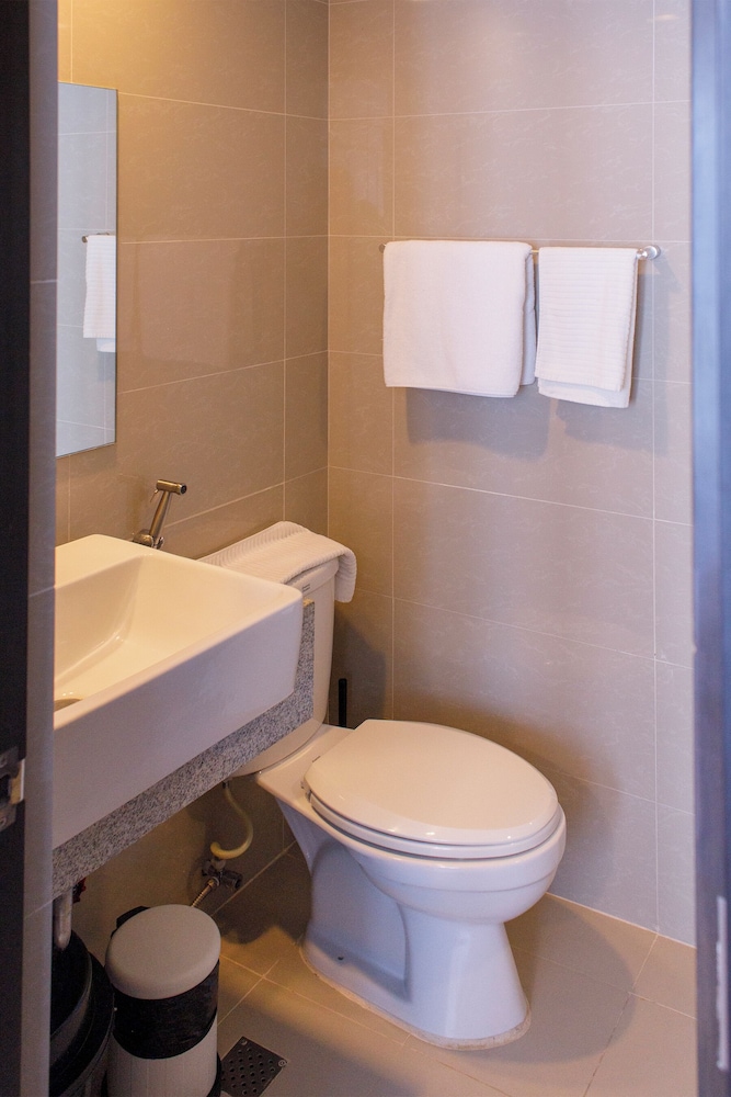 Uptown Park Suites Tower 1