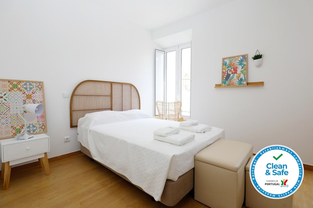 Z 03 - Bedroom 3 in Gil Vicente Guest Rooms