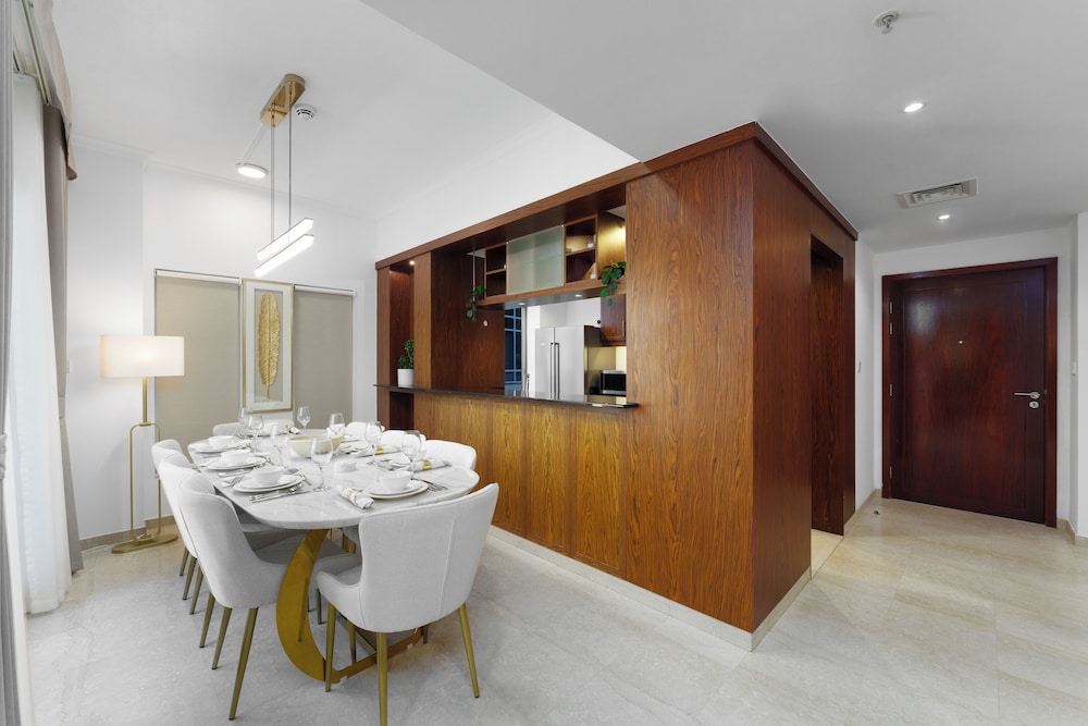 Maison Privee - Exclusive Duplex Villa with Panoramic Terrace Overlooking Burj Khalifa