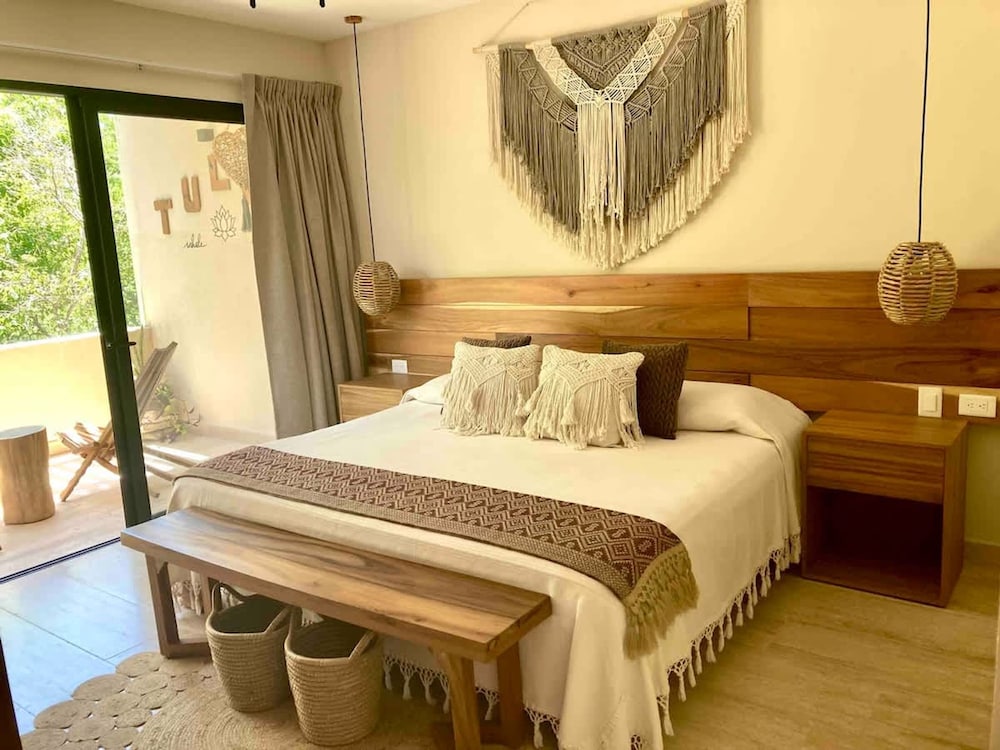 Stunning 2 Bedroom Apartment at Condo With Best Tulum Infinity and Jacuzzi by Waves Management