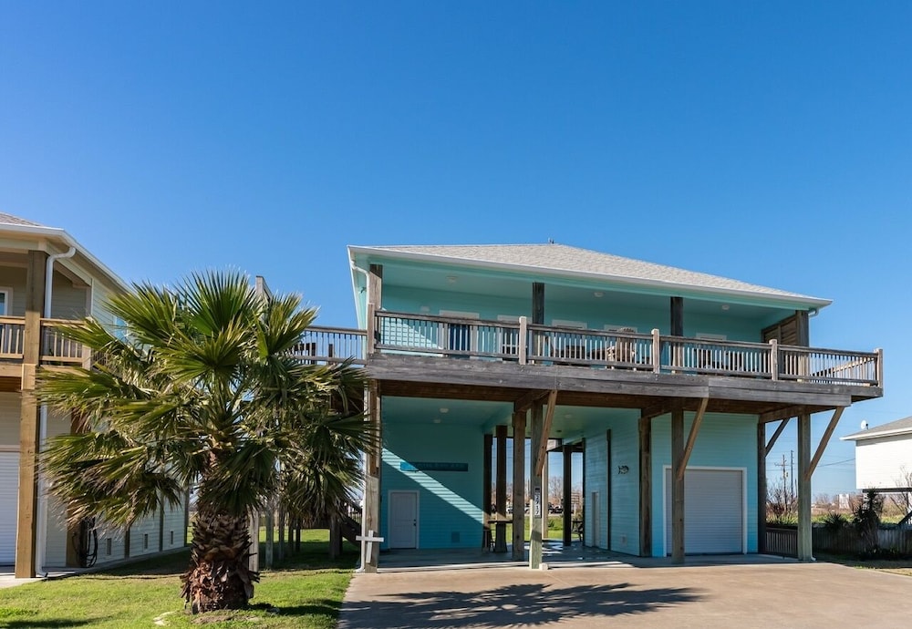 Aqua Splash 3 Bedroom Home