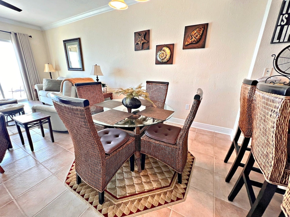 Crystal Shores West 707