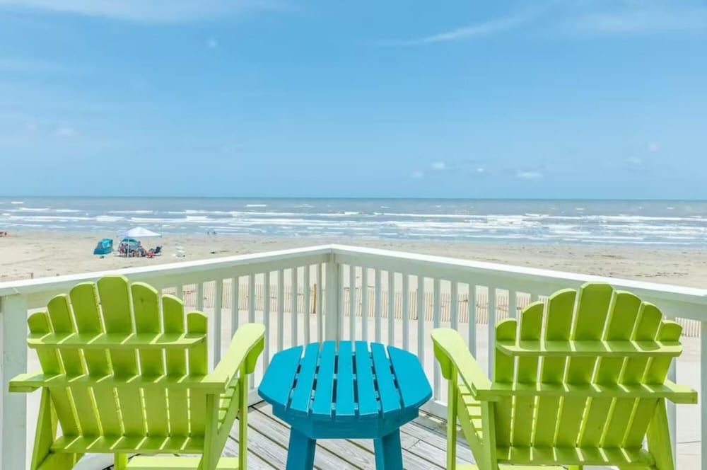 Catch a Wave to Paradise view 3