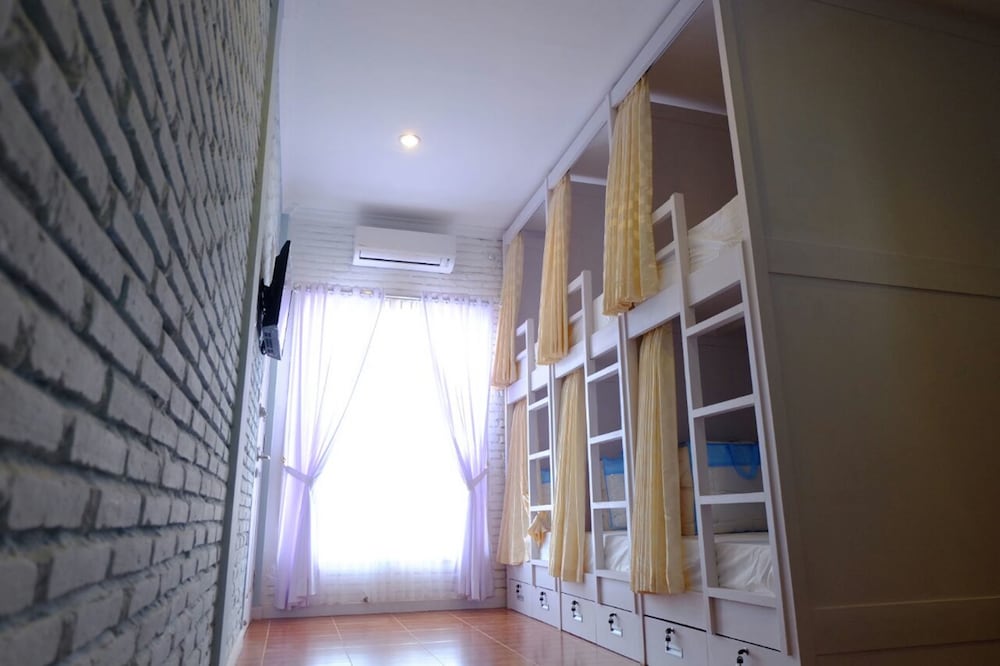 Sweet Peach House