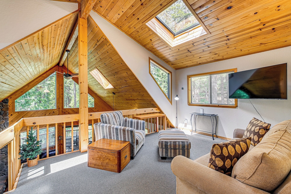 Game Room: 'blue Lake Mountain Retreat' in Arnold