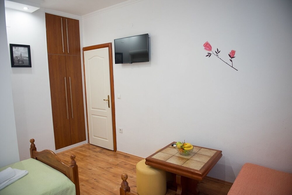 Robi - 50m From Beach - R3
