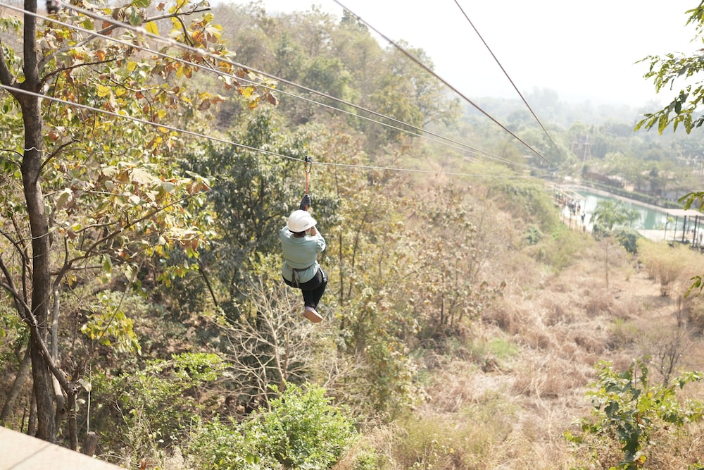 Monteria Village