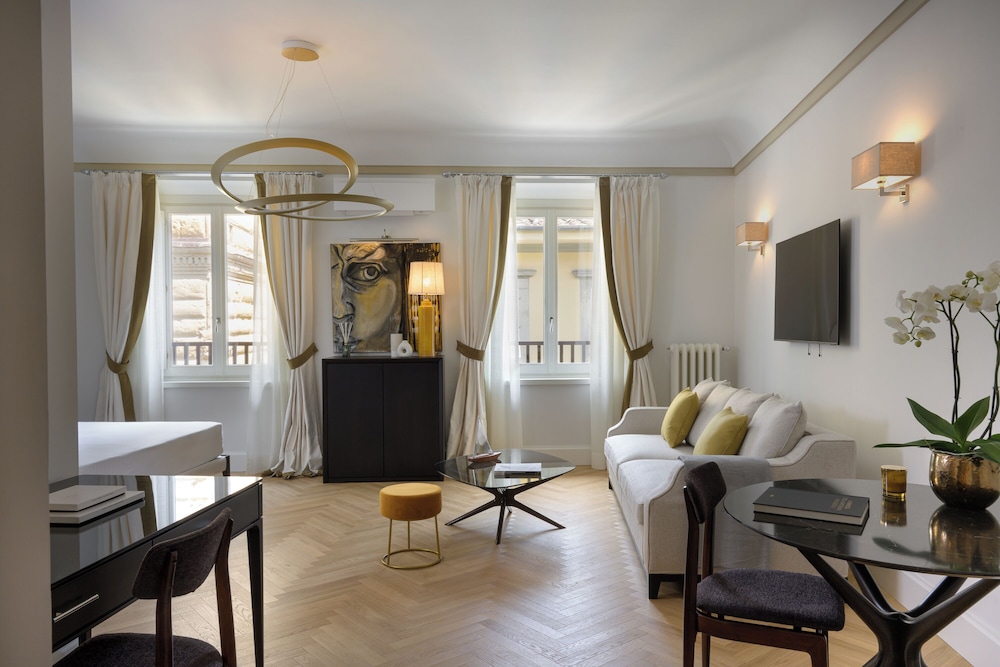 Tornabuoni Suites Collection