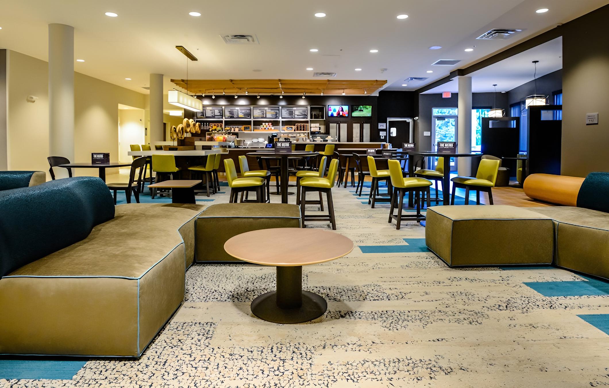 Courtyard by Marriott Lake Charles