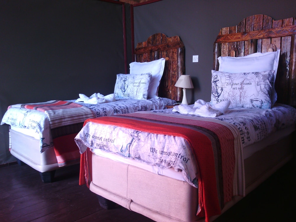 Lion Roars Lodge