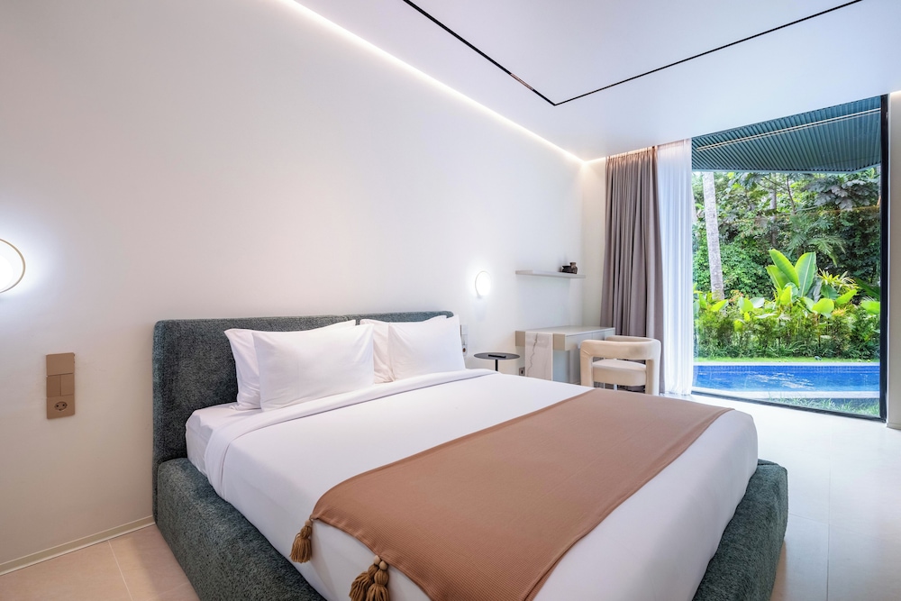 Hidden City Ubud - Modern Villas & Townhouses with Private Pools, Nature Views and Wellness Access
