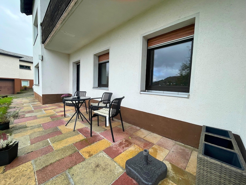 Romantic Apartment With Garden