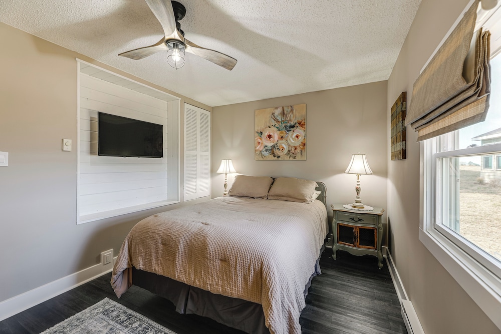 Private Beach & Fishing Pier: Wicomico River House