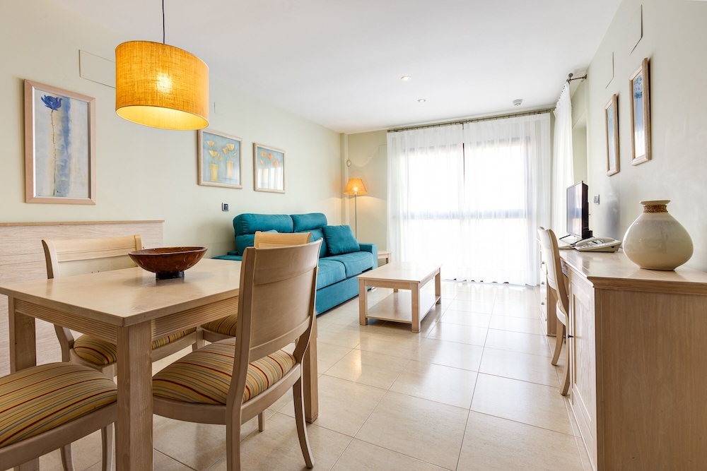 Hotel Daniya Denia