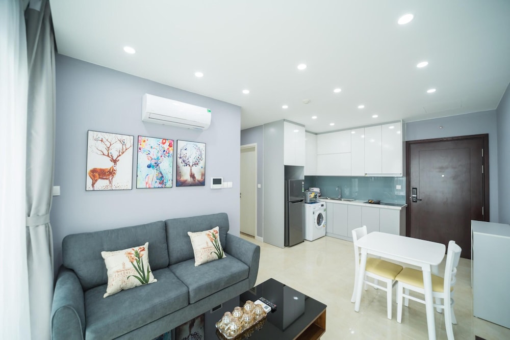 Manmo Park Home D'capitale