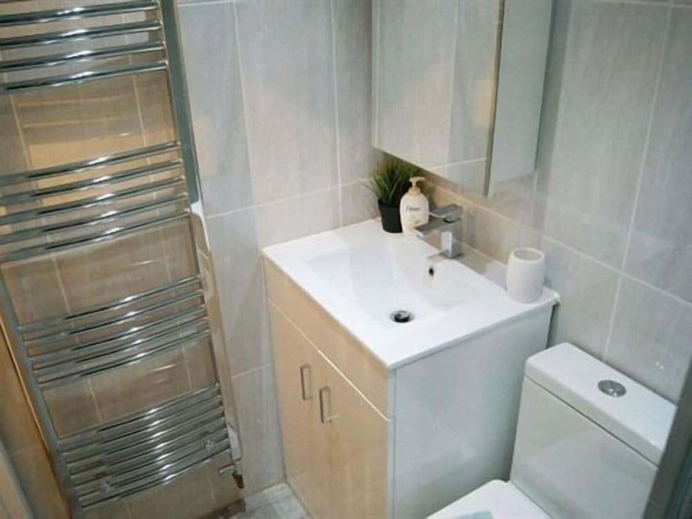 Birmingham Guest House 14