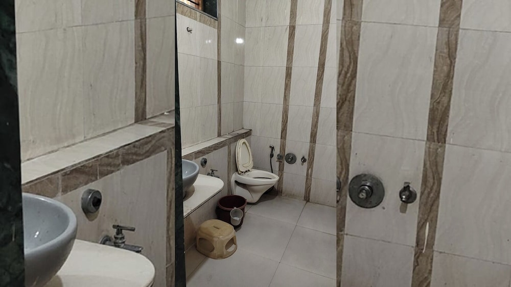 Mangal Murti Hotels Pvt. Ltd.